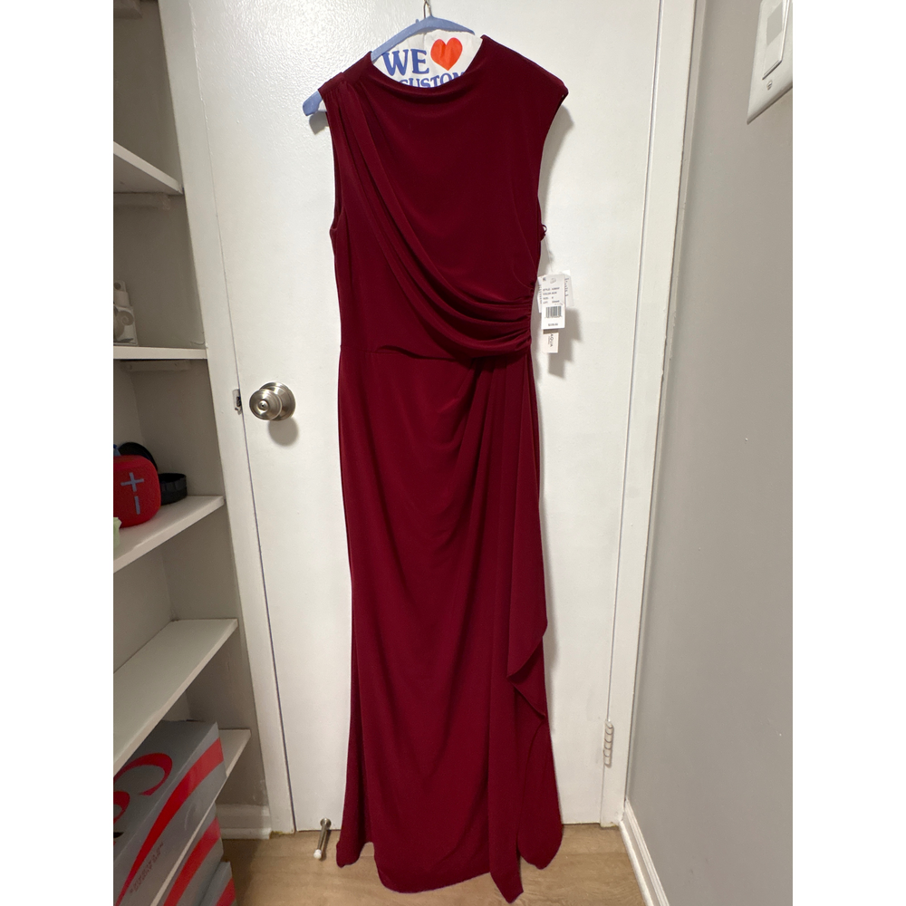 AQUA NWT Burgundy Draped Maxi Dress in Red - Picture 2 of 4